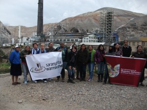 delegate members outside the smelter in Oroyo