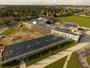 Ottawa Renewable Energy Co-operative 190 kW generating capacity project on Maurice Lapointe High School. Photo by iSolara